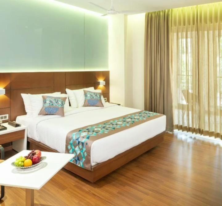 פאלני Hotel Divine Fort מראה חיצוני תמונה