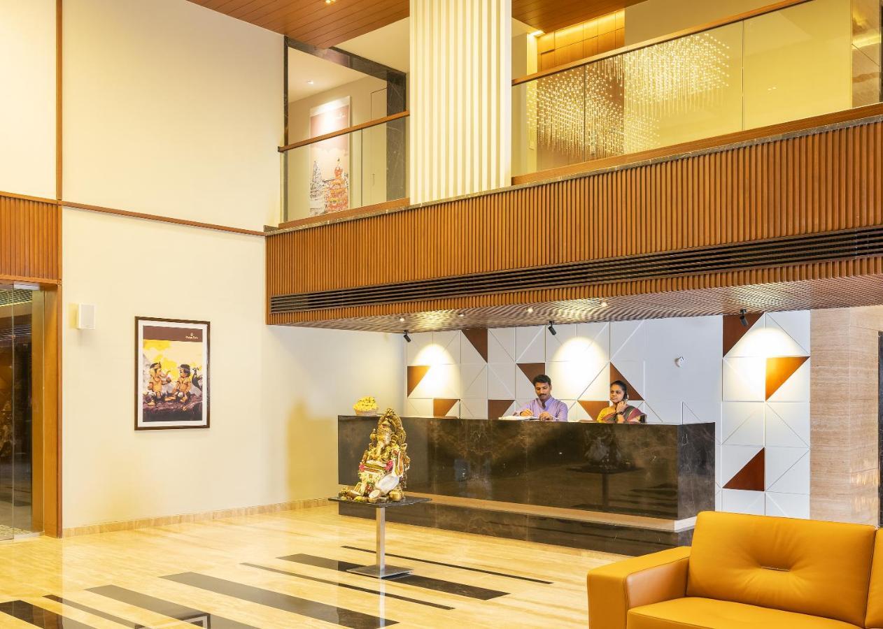 פאלני Hotel Divine Fort מראה חיצוני תמונה